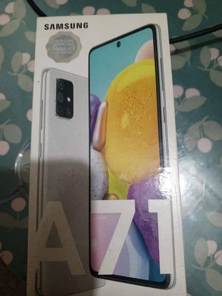 samsung A71 8/128 with box 0