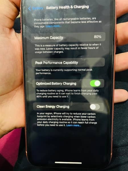 iphone xr 64 gb jv 10/10 condition  2 month sim working 5