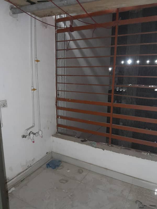 2 BED D/D FLAT FOR RENT IN NEW BUILDING, BLOCk 10, GULSHAN 12