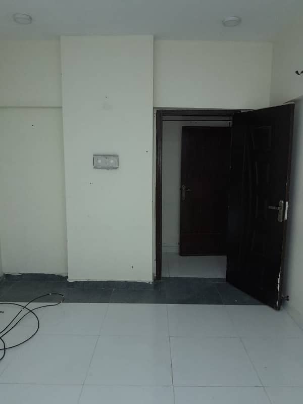 2 BED D/D FLAT FOR RENT IN NEW BUILDING, BLOCk 10, GULSHAN 16