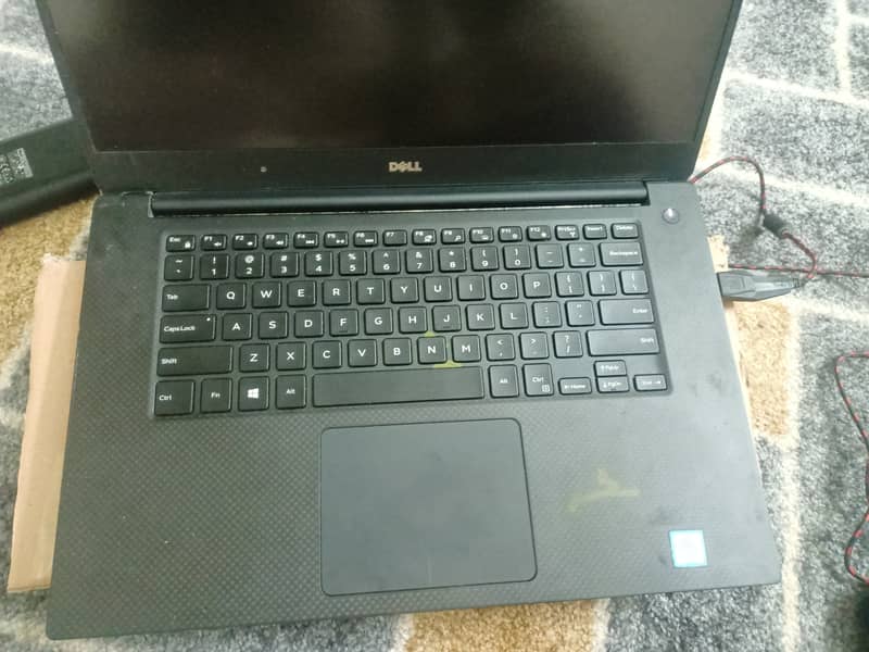 Laptop 5510 workstation 6
