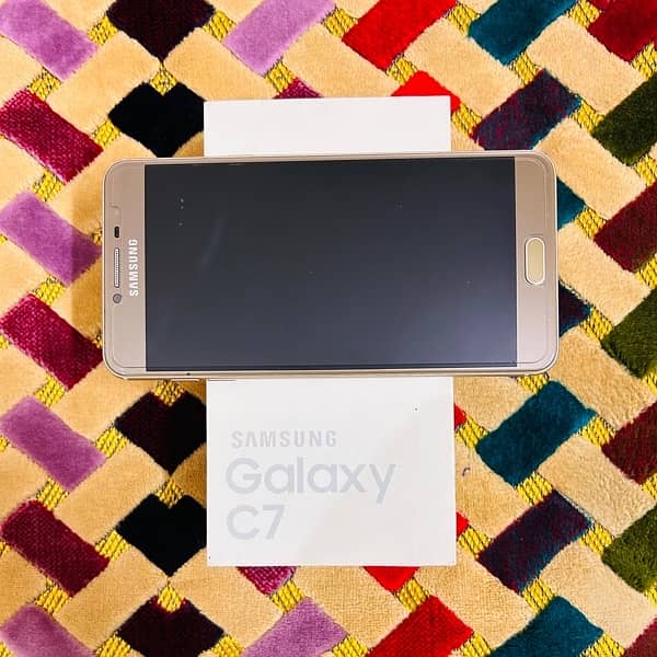 Samsung Galaxy C7 4/64 Official PTA Approved 0