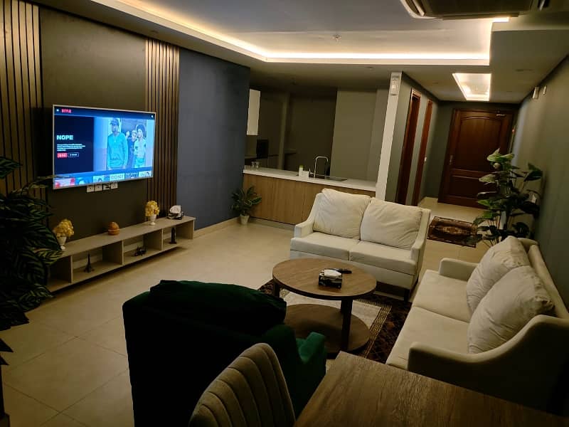 One Bed Furnished Apartment Gold Crest Mall for short term 3