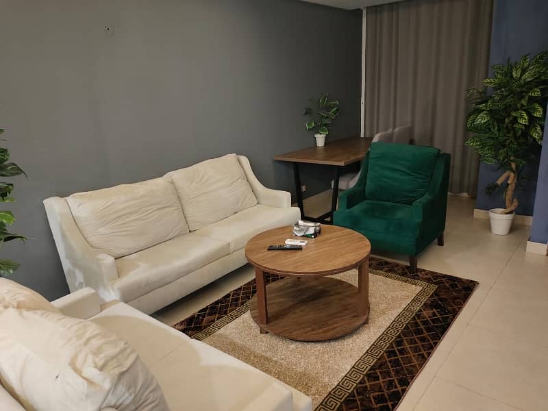 One Bed Furnished Apartment Gold Crest Mall for short term 9