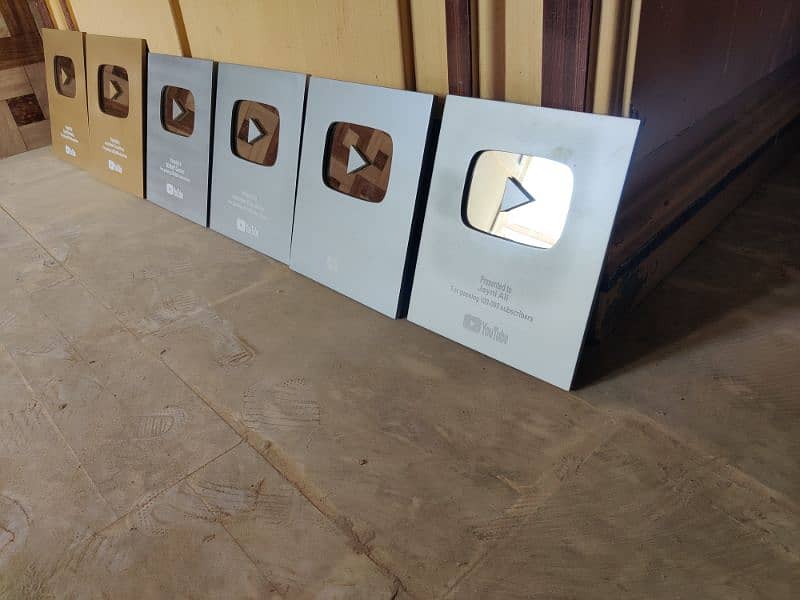 customize YouTube play button gold silver. 2024 1