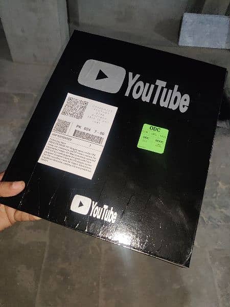 customize YouTube play button 8