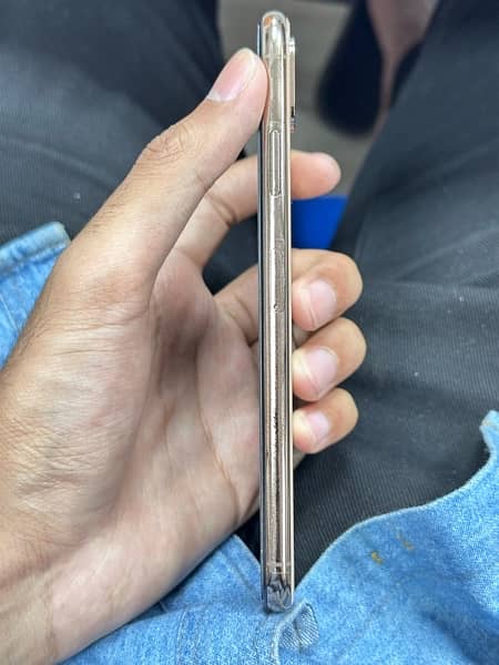 IPHONE XS MAX PTA APPROVED - 256 gb - Water pack 2