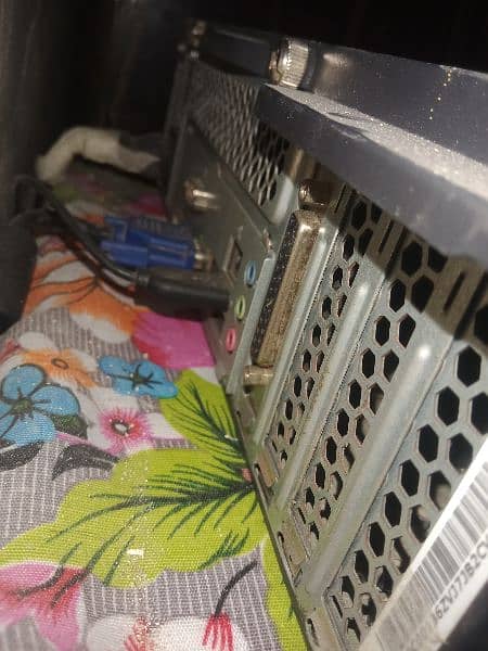 Best condition  core i3 ,3rd generation(03159725052) 4
