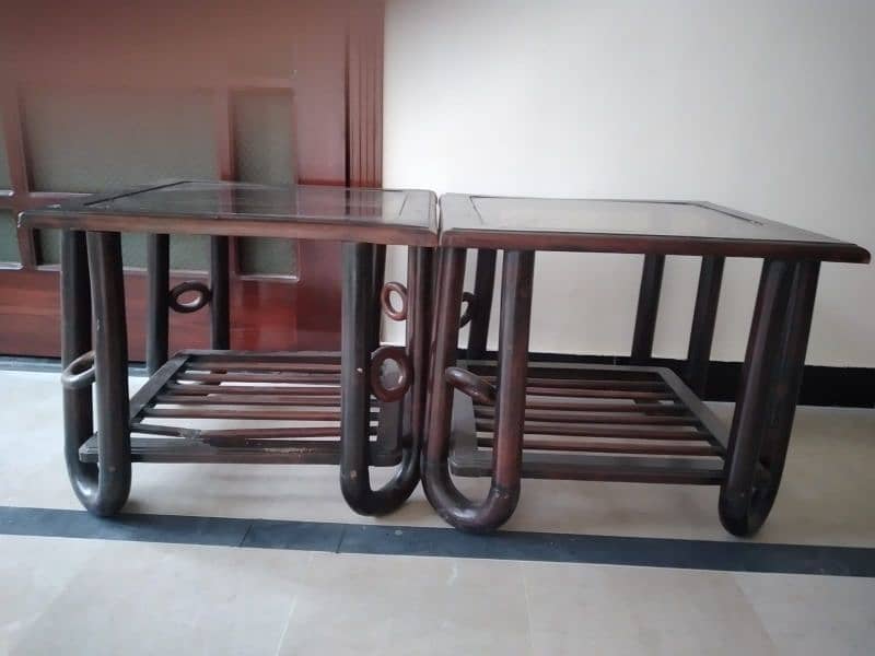 2 Tables for sale 1