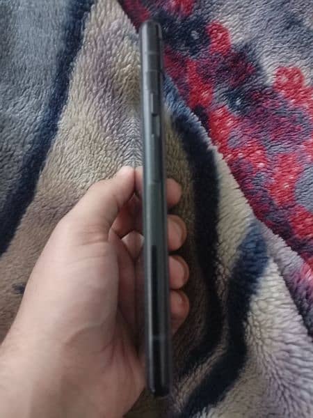 Google pixel 6a 10/10 condition 4 month full sim time non active 6