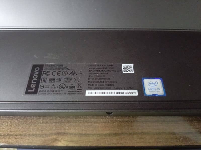 Lenovo Ideapad mix 520 2 in 1 core i5 8th gen 5