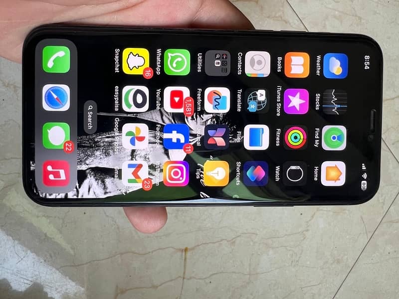 i phone 11 pro, PTA approved, 64 GB 9