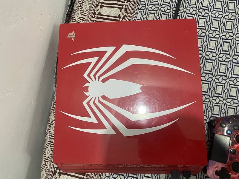 PS4 pro spider man edition 0