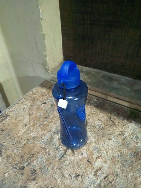 Water bottle color blue 1