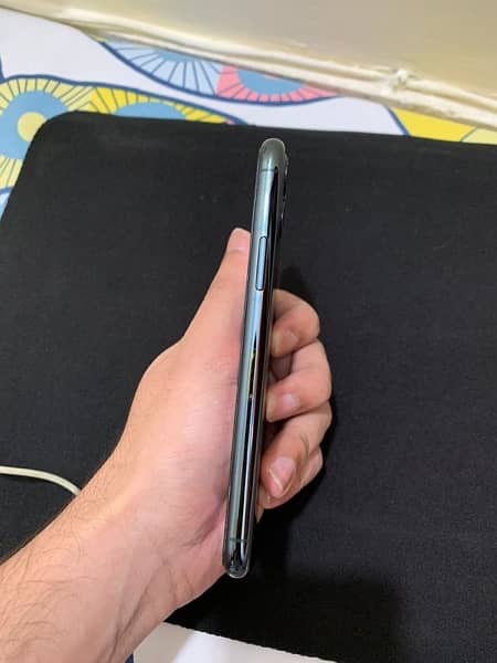 iphone 11pro 64gb Approved with box 7