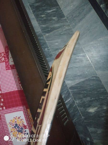 MB Malik Gold edition cricket bat. 0