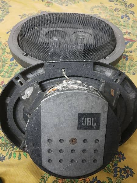 JBL speaker 0