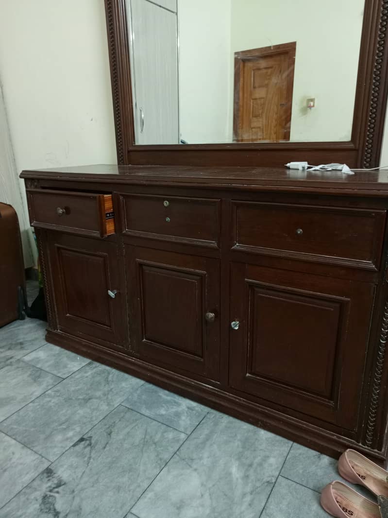 Wooden Dressing Table for Sale 1