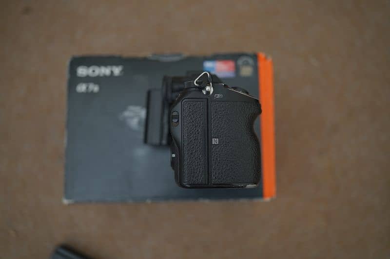 Sony A7 III
Body condition ok

Battery Charger  Box
location lahore 7