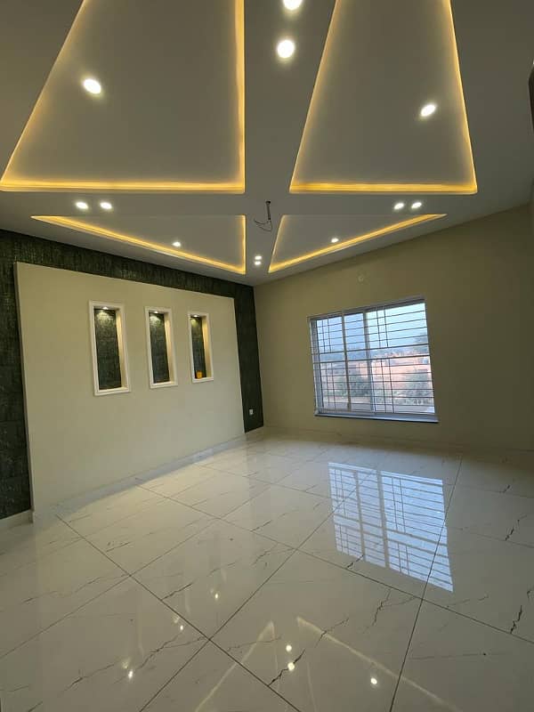 5 marla brand new house available for sale in Buch Vilas multan 11