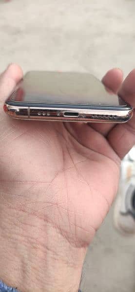 iPhone Xs PTA Proved 3