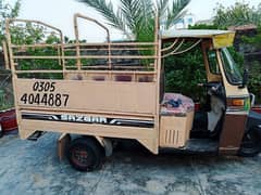 I'm selling loader Rickshaw in good condition