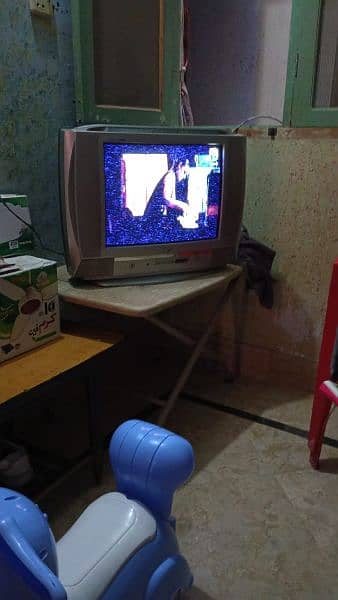 Television 21 inch LG 6