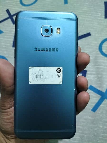 Samsung C5 Pro 1