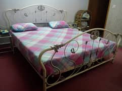 Double bed32000