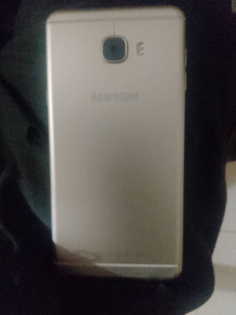 Samsung Galaxy c7 1