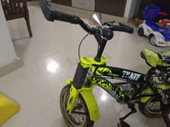 4 to 6 years kids cycle for sale in very good condition