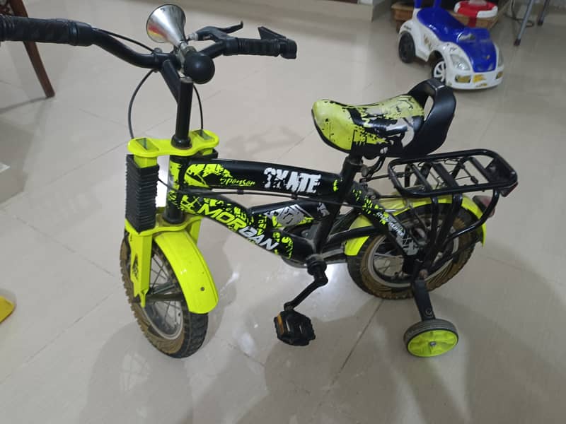 4 to 6 years kids cycle for sale in very good condition 1