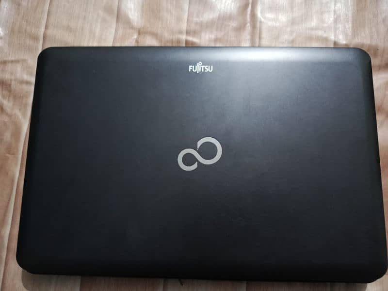 Fujitsu Laptop sellings 2