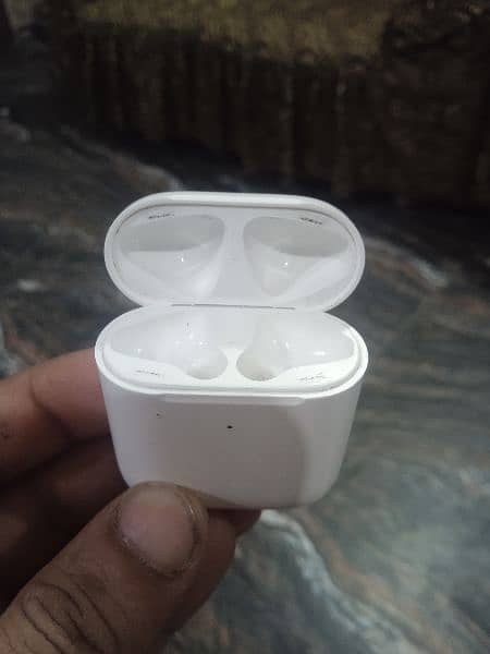 original Apple airpods 2nd gen wireless charging case 5
