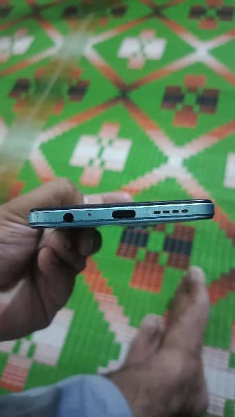 infinix not 11 condition 10 by 9 ,,/6 128 gb 6