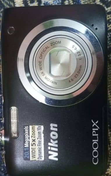 Nikon Coolpix A100 0
