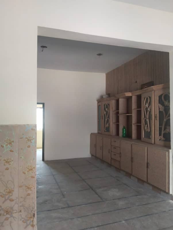 5 Marla Beautiful double story house urgent for Sale in sabzazar 10