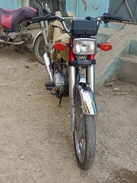 Honda CG 125 Karachi number 3