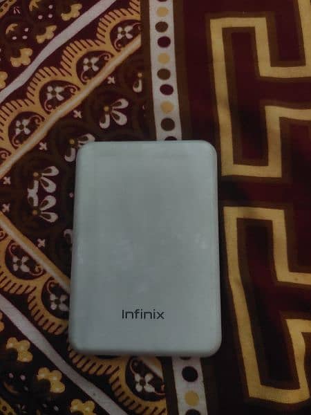 Infinix Note 40  8+8/256 Gb 9
