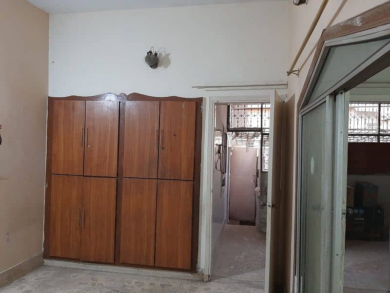 2 bed DD flat available for rent near airport wireless gate 0