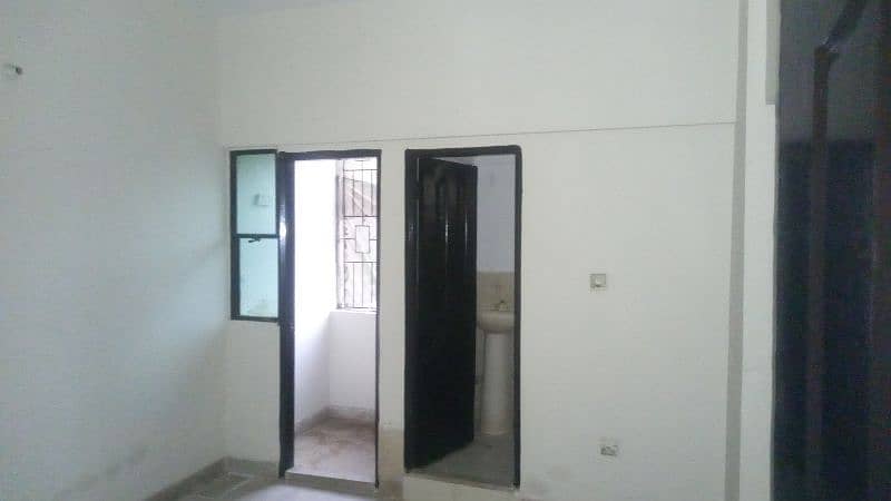 2 bed DD flat available for rent near airport wireless gate 1