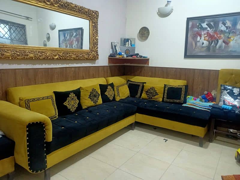 L shape  Sofas In Best condition few months used 1
