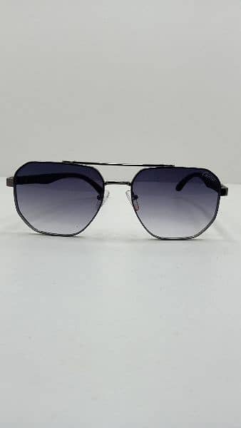 Brand frame sun glasses 2