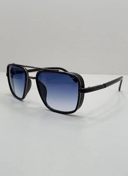 Brand frame sun glasses 9