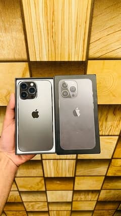 iPhone 13 Pro (jv) with box