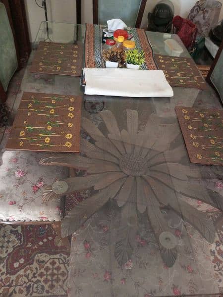 6 Seater Dinning Table 4