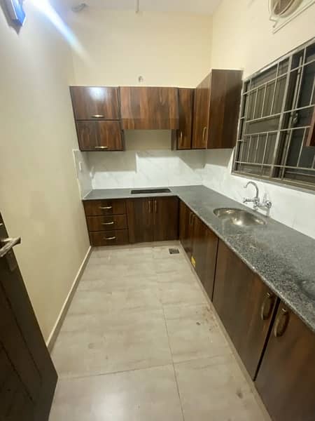 Furnished Flat&room for rent near umt&ucp& shoktkhanm 8