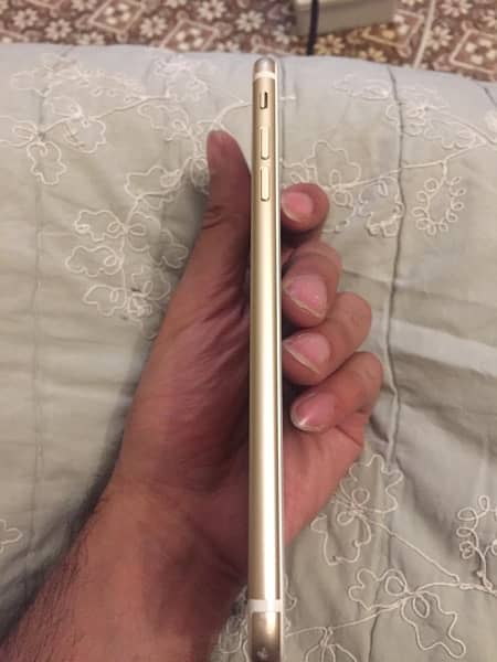 iphone 7 plus 10/9 mint condition bypass 2