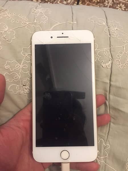 iphone 7 plus 10/9 mint condition bypass 3