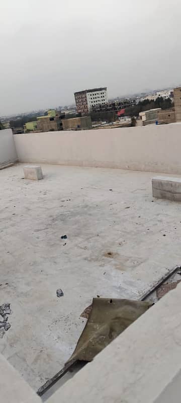 2Bed Lounge With Roof Urgent Sale 16